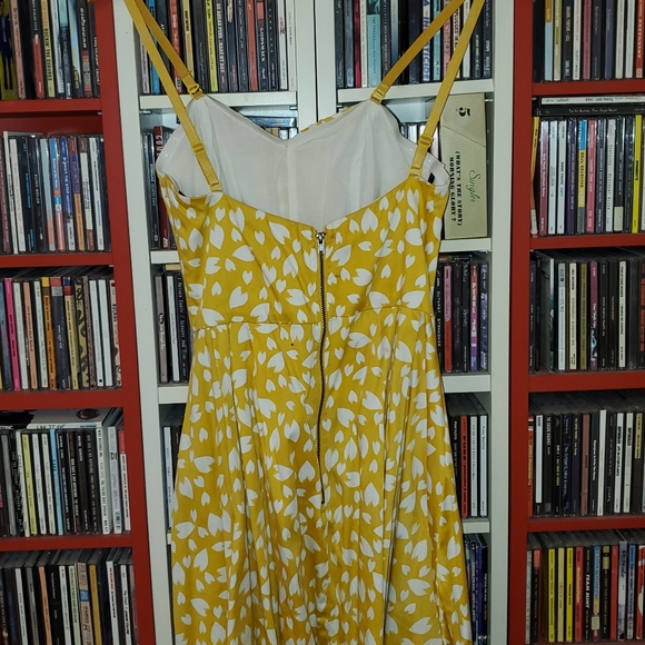 Material Girl Party Dress - Picture 8 of 8